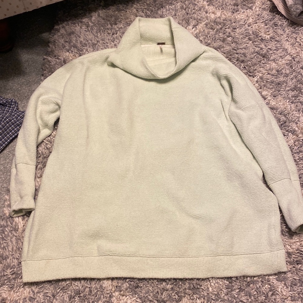 Free people Ottoman tunic XS. light green